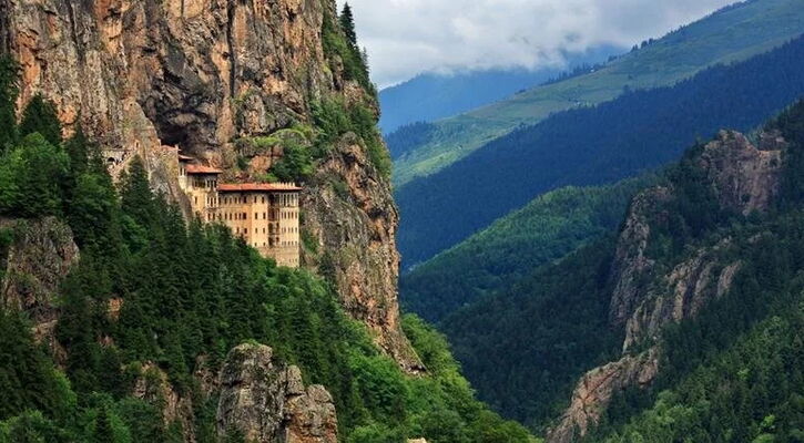 Karadeniz Yaylalar ve Batum Turu (4Gece Konaklama)