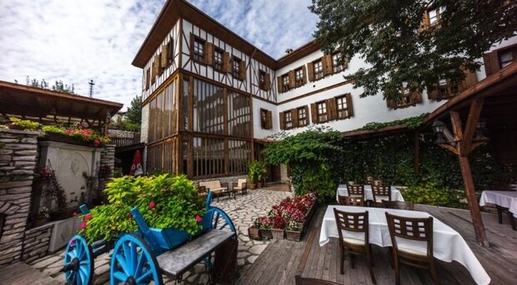 Safranbolu Amasra Abant Turu (1Gece Otel Konaklamalı)